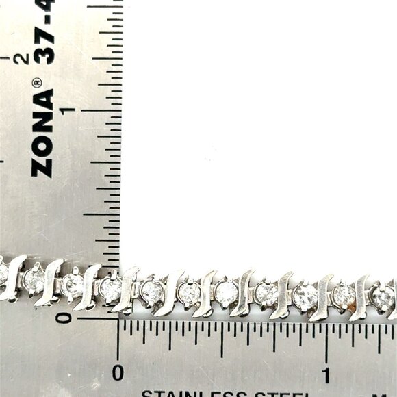 10K White Gold Diamond Tennis Bracelet (Missing 1 Diamond) - Picture 7 of 9